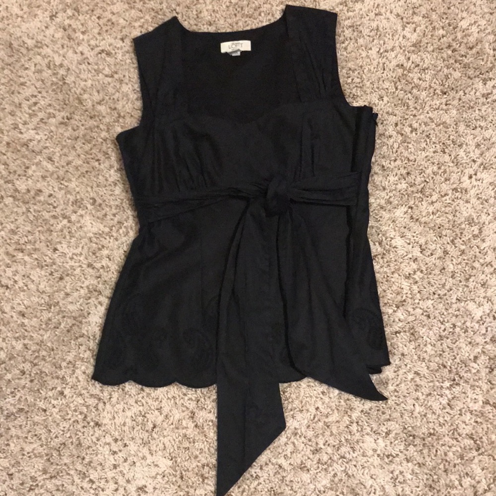 Loft - Black Sleeveless Top Ties in front -size 6P - Picture 5 of 14